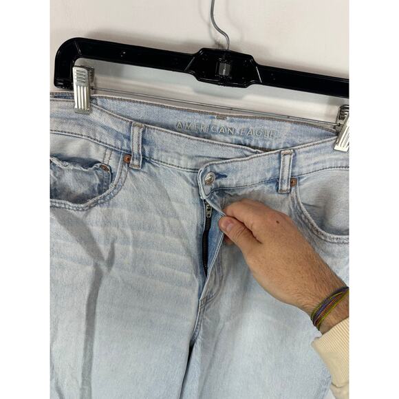 American Eagle Highest Rise Baggy Straight Jeans Size 16 X-Long Light Wash - Picture 10 of 14